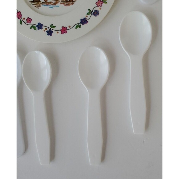 Chilton Holly Hobbie Vintage 70's Stackable Set of Play Dishes Plates Spoons - Picture 5 of 7